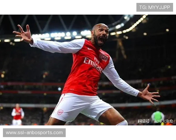 英超球员参与金融知识普及项目,帮助年轻球员规划职业生涯 英超球员参与金融知识普及项目,帮助年轻球员规划职业生涯