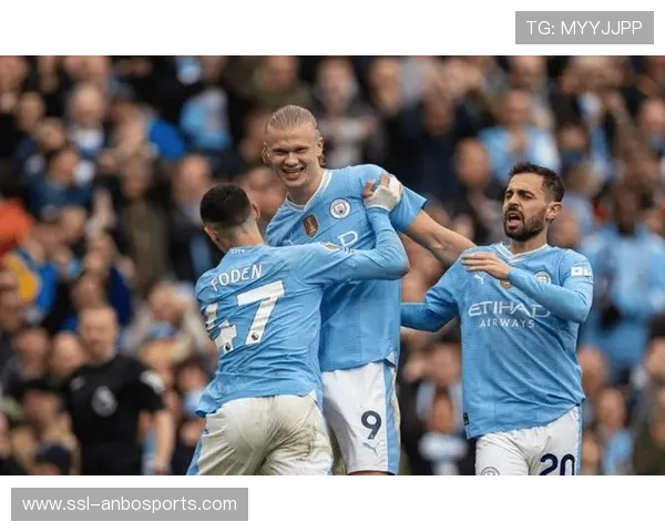 英超:阿森纳领跑,曼城利物浦紧追 英超:阿森纳领跑,曼城利物浦紧追