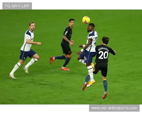 英超艺术合作，街头涂鸦球队主题