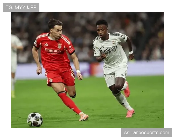 皇马2-1逆转本菲卡，巴尔韦德助攻双响锁定胜局